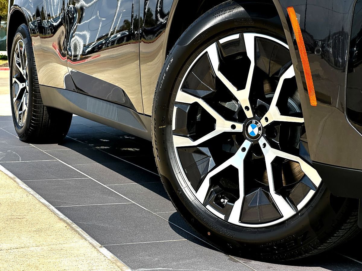 New 2026 BMW X3 xDrive30 w/ Premium Package image 2