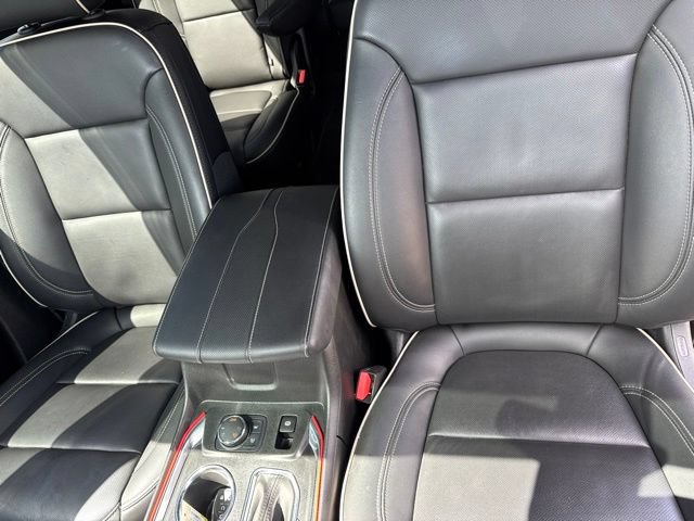 Used 2024 Chevrolet Traverse Premier w/ Redline Edition AWD/4WD image 12