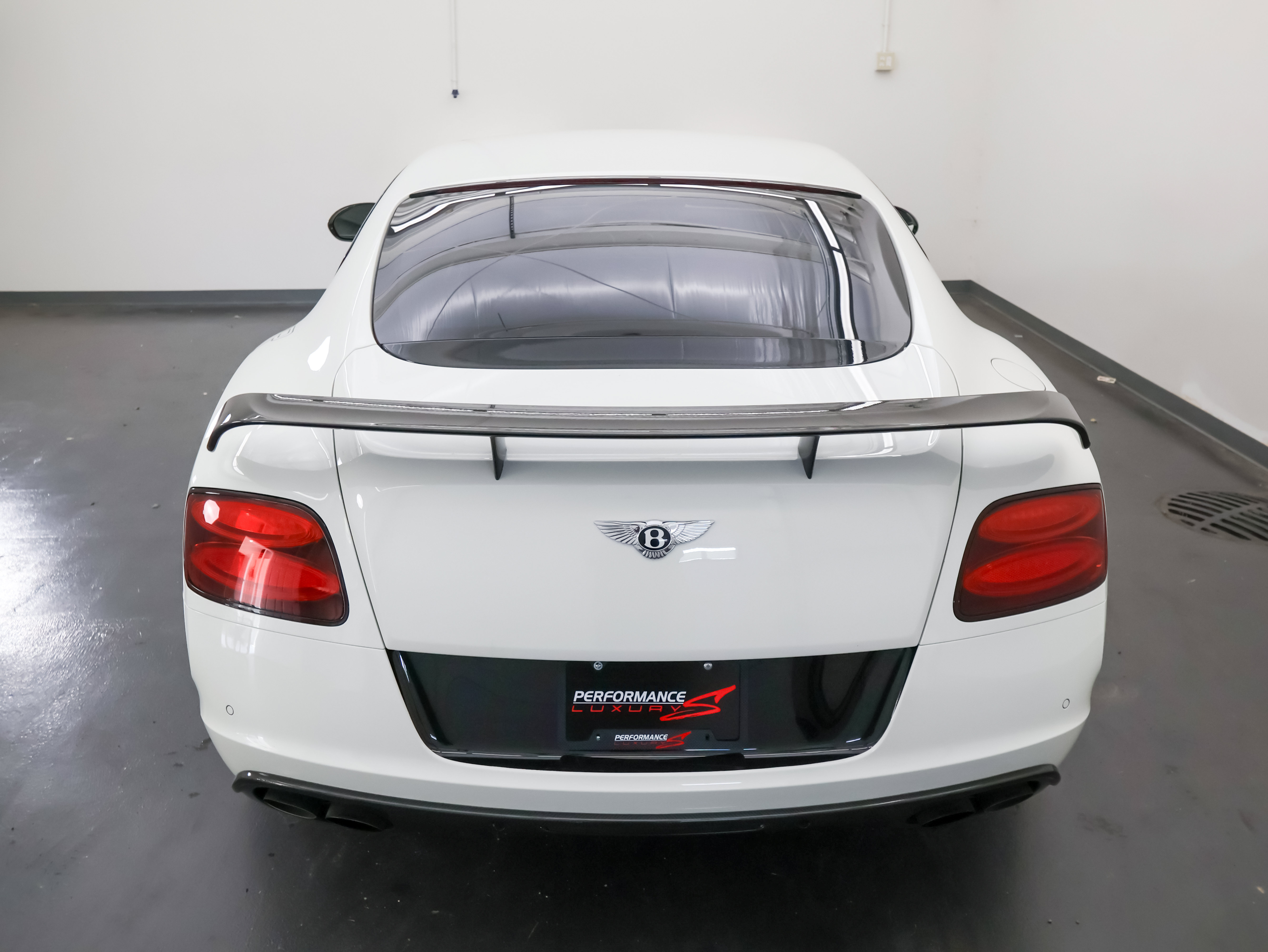 Used 2015 Bentley Continental GT3-R AWD/4WD image 4