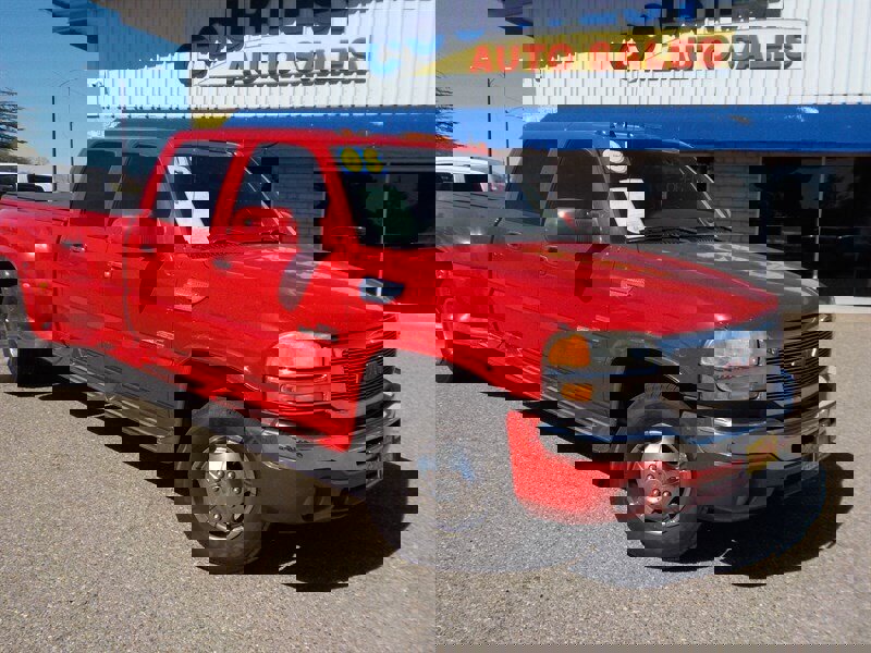 Used 2005 GMC Sierra 3500 SLE w/ Heavy-Duty Power Package image 13