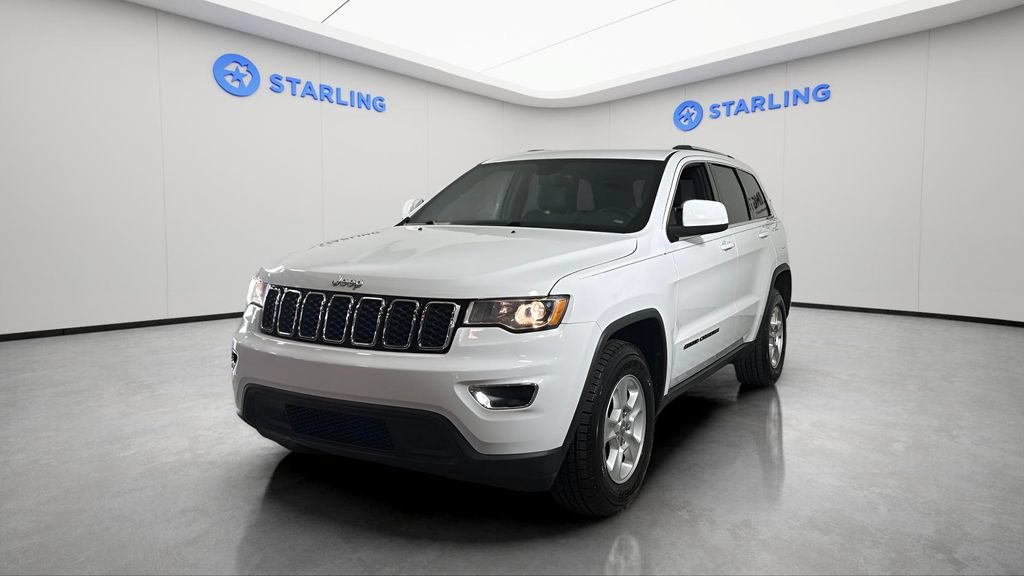 Used 2017 Jeep Grand Cherokee Laredo w/ Quick Order Package 2BE RWD image 2