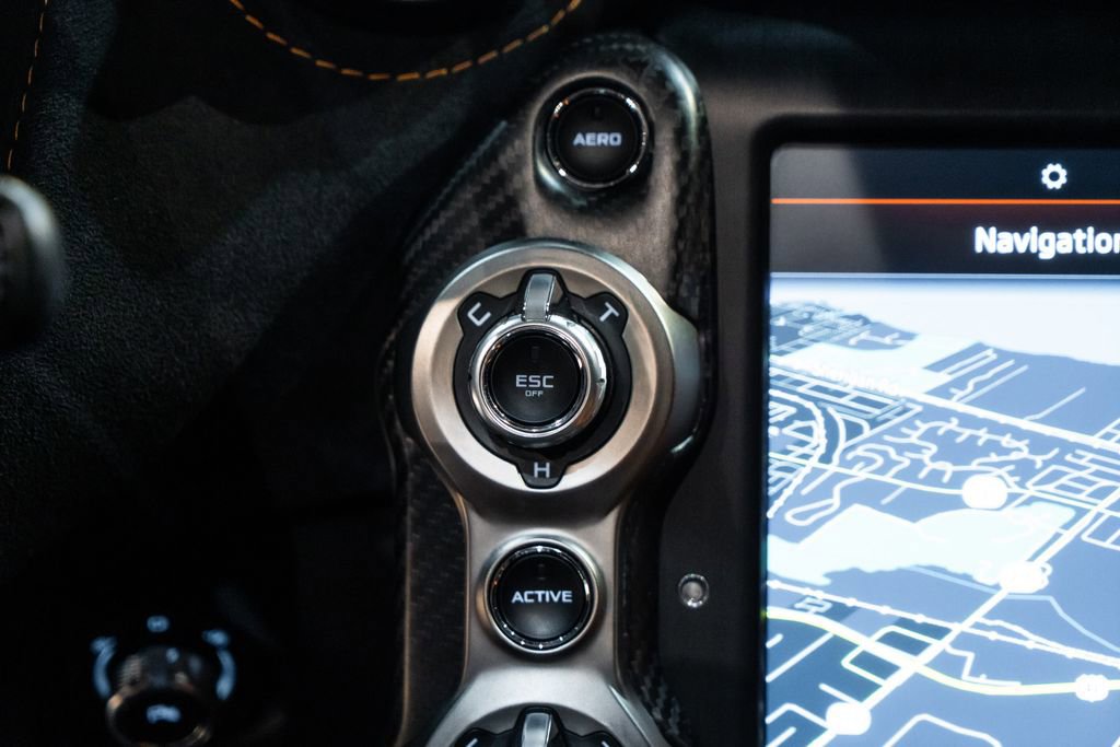Used 2018 McLaren 720S RWD image 28