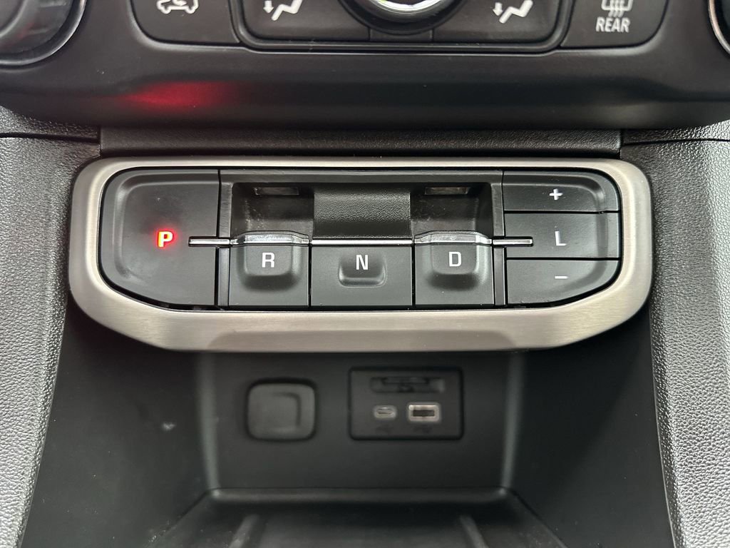 Used 2022 GMC Acadia Denali w/ Denali Technology Package image 29