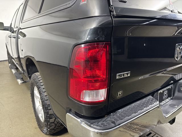 Used 2017 RAM 1500 Classic SLT AWD/4WD image 29