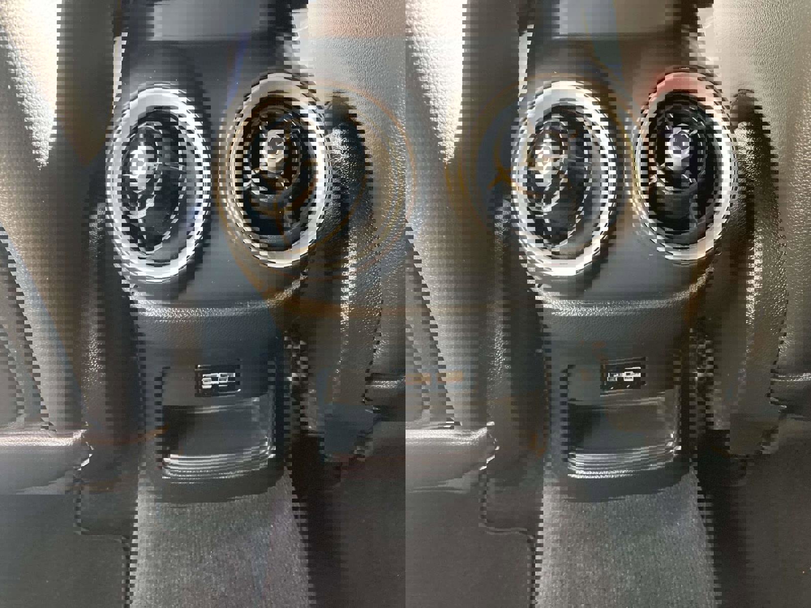 Used 2018 Alfa Romeo Stelvio Ti Sport image 19