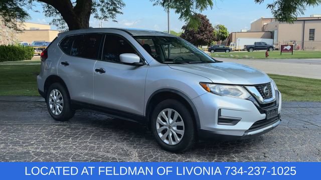 Used 2018 Nissan Rogue S AWD/4WD image 2
