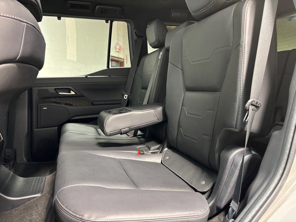 Used 2024 Lexus GX 550 image 27