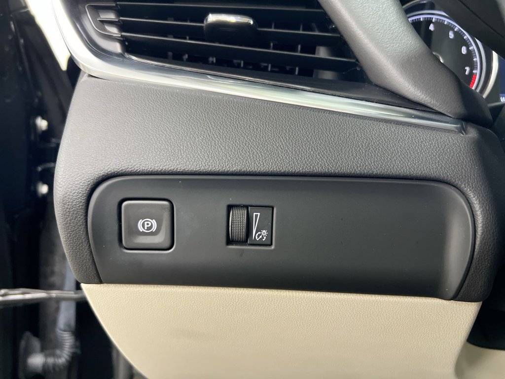 Used 2023 Buick Enclave Essence w/ Trailering Package, 5000 lbs. FWD image 18