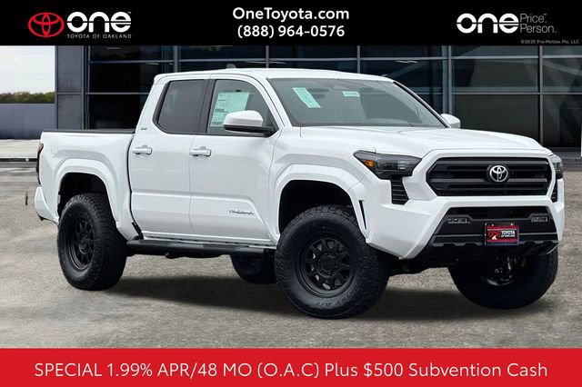New 2025 Toyota Tacoma SR5