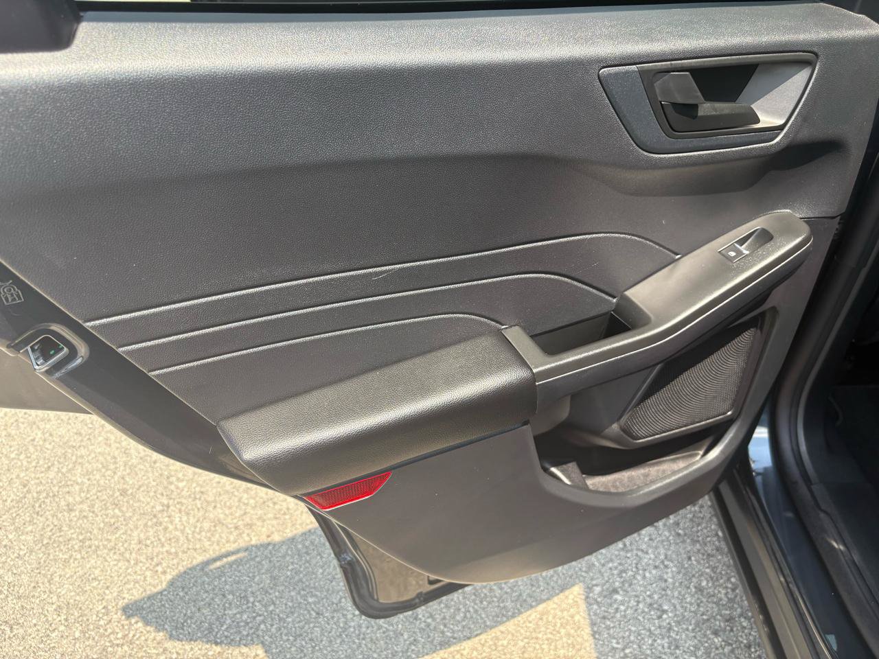 Used 2022 Ford Escape SE AWD/4WD image 29