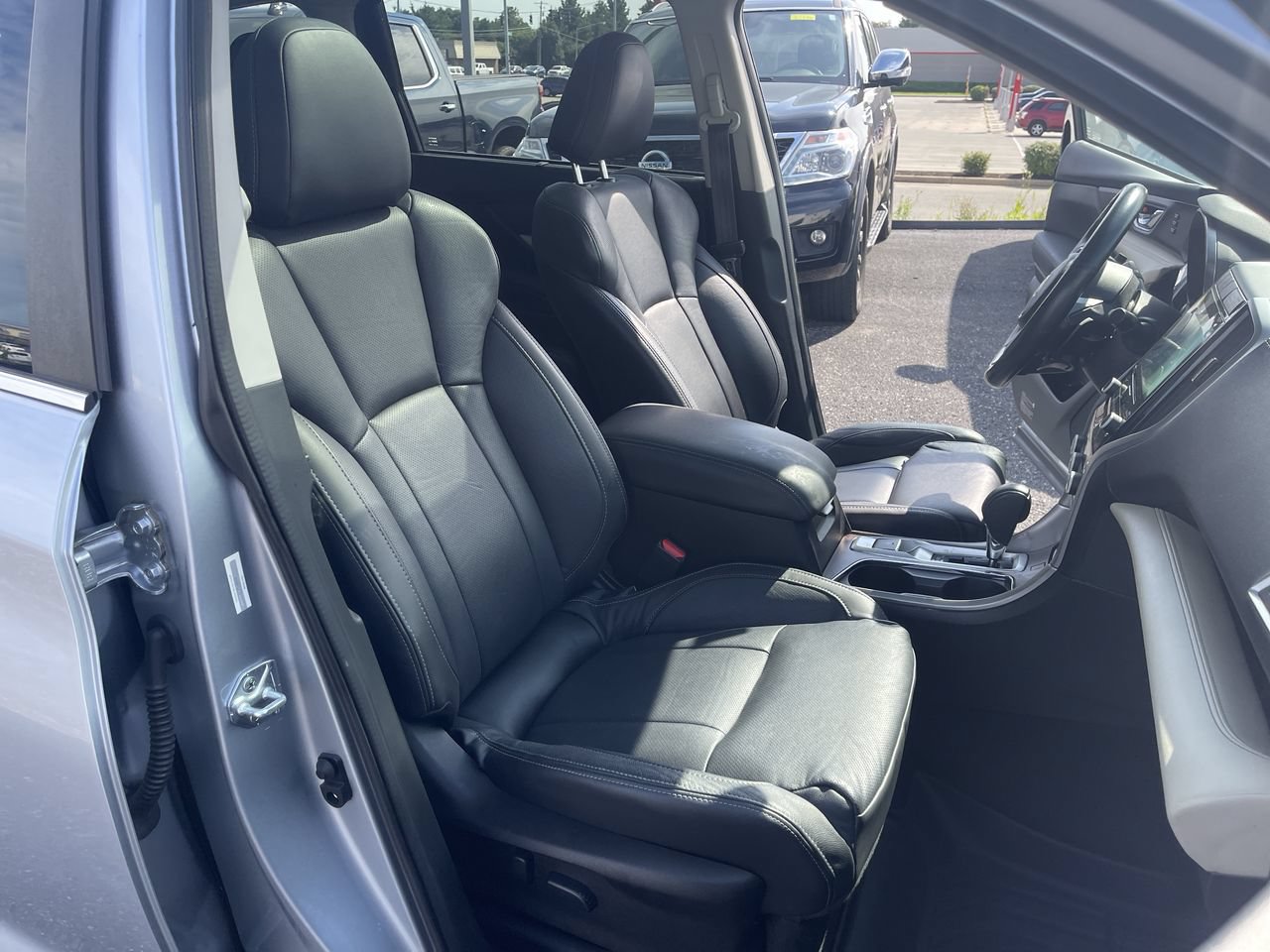 Used 2022 Subaru Ascent Touring w/ Popular Package #2A AWD/4WD image 29
