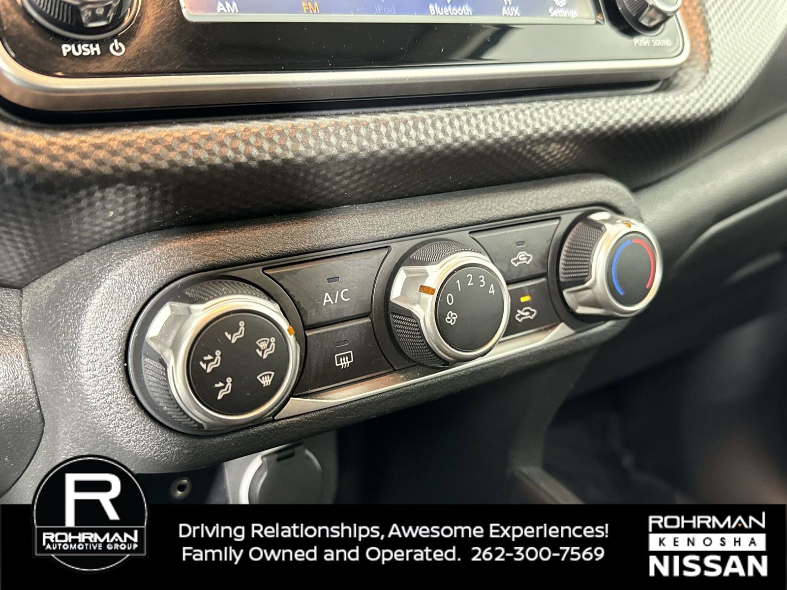 Used 2020 Nissan Kicks S image 10