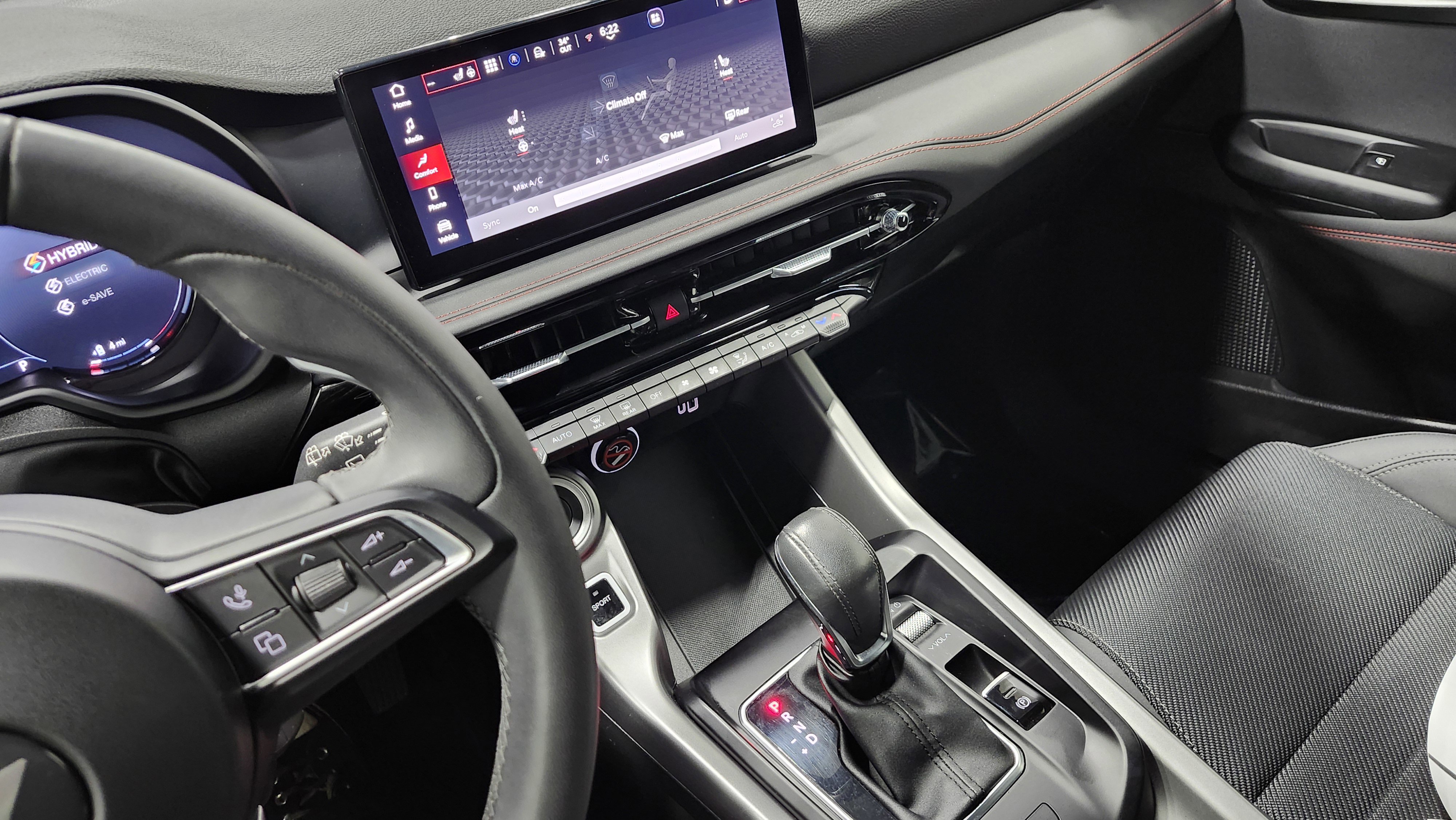 Used 2024 Dodge Hornet R/T image 31