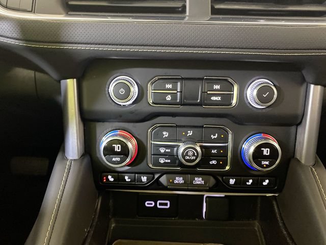 Used 2023 GMC Yukon SLT w/ SLT Luxury Package AWD/4WD image 43