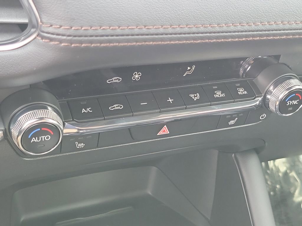 New 2026 MAZDA MAZDA3 2.5 S Hatchback w/ Premium Pkg FWD image 10