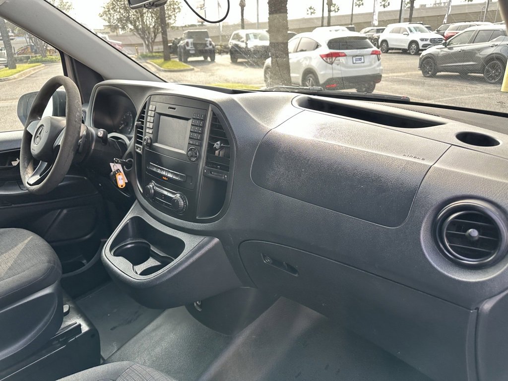 Used 2016 Mercedes-Benz Metris image 21