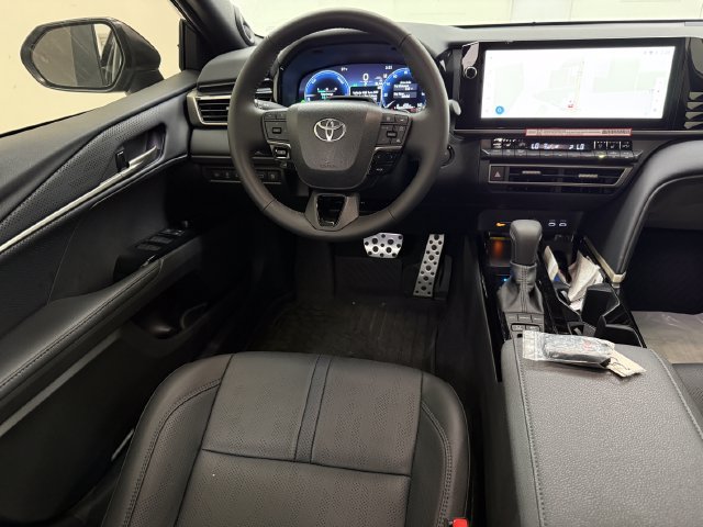 Used 2026 Toyota Camry XSE w/ Premium Plus Package FWD image 32