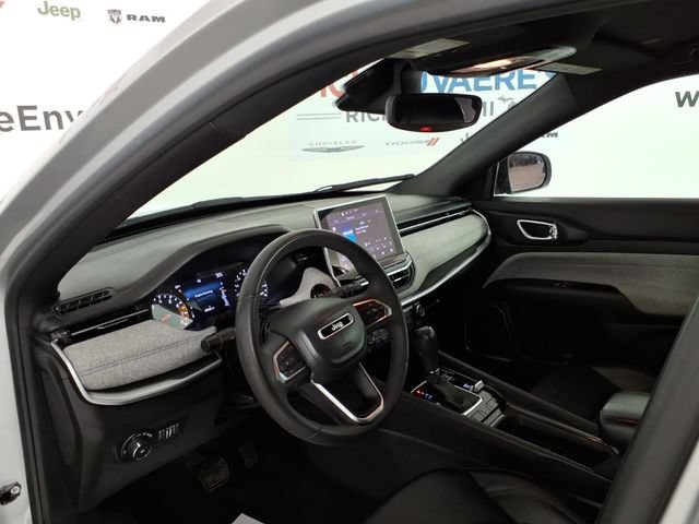 Used 2024 Jeep Compass Latitude AWD/4WD image 12