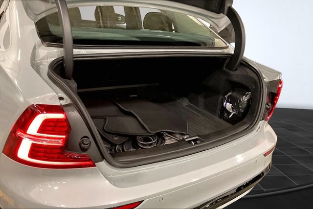 Certified 2024 Volvo S60 T8 Plus w/ Climate Package AWD/4WD image 6