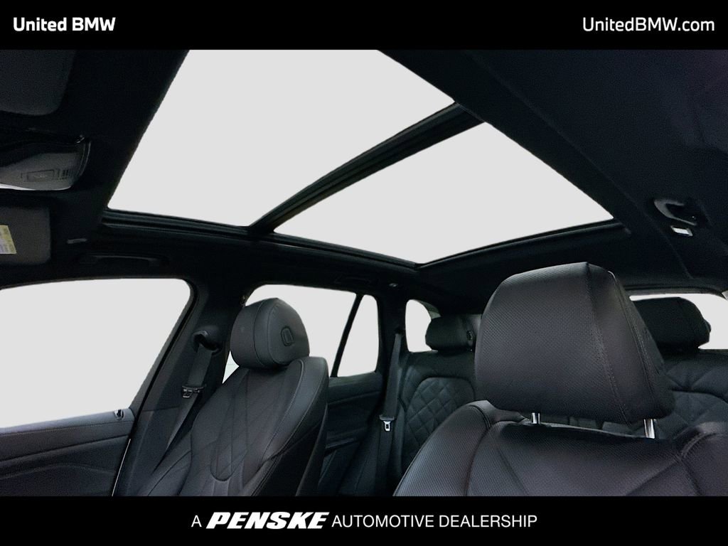 Used 2024 BMW X5 xDrive40i w/ Premium Package AWD/4WD image 12
