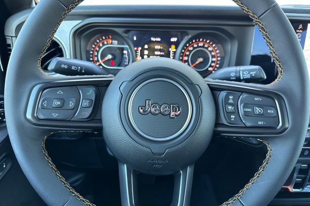 New 2025 Jeep Gladiator Sport AWD/4WD image 23