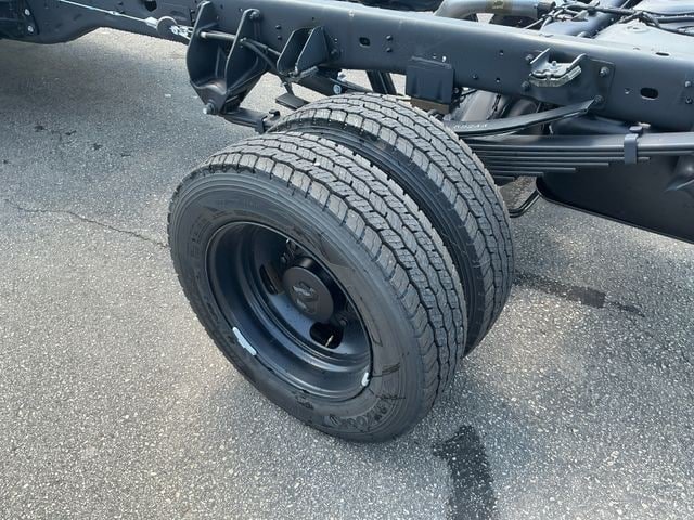 New 2026 RAM 5500 Tradesman AWD/4WD image 17