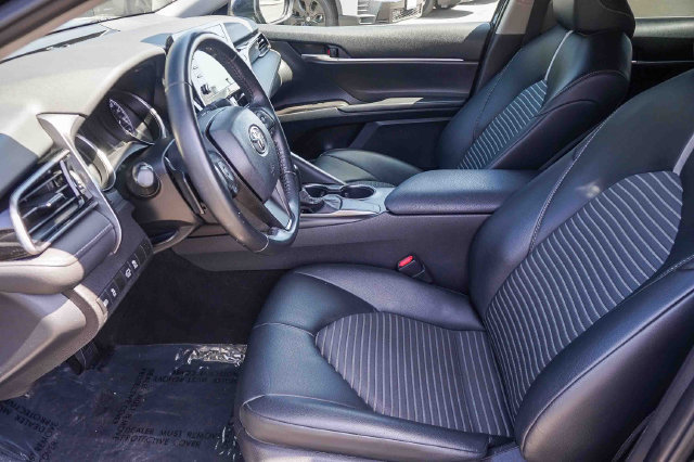 Used 2021 Toyota Camry SE FWD image 23
