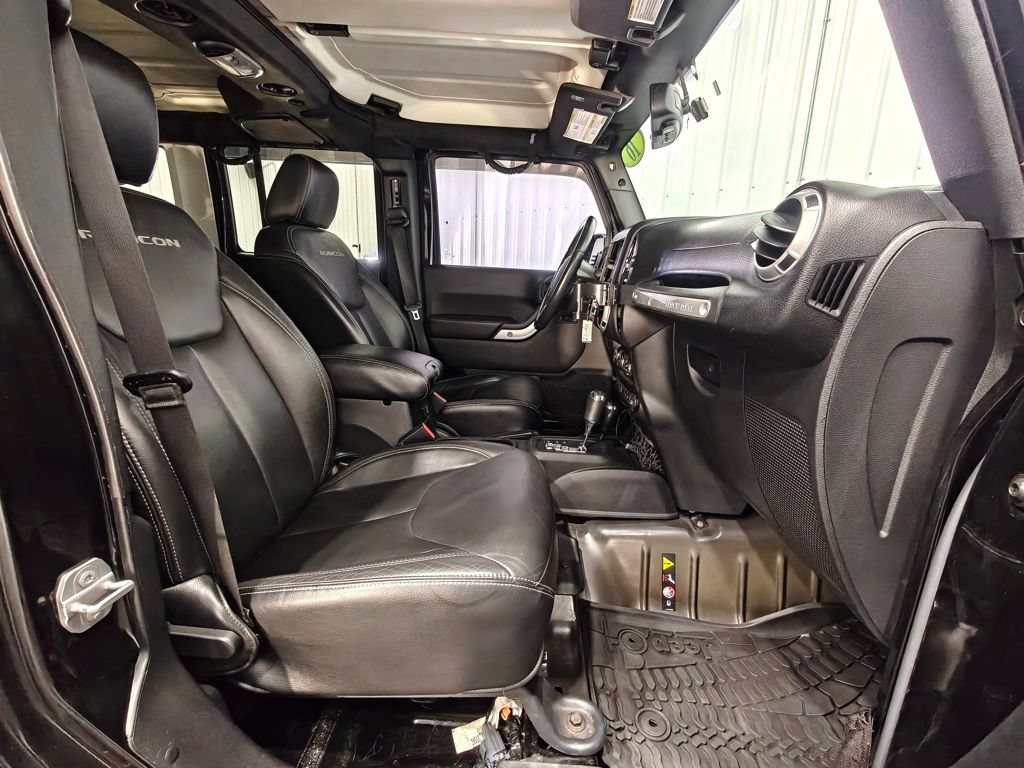 Used 2016 Jeep Wrangler Unlimited Rubicon AWD/4WD image 20