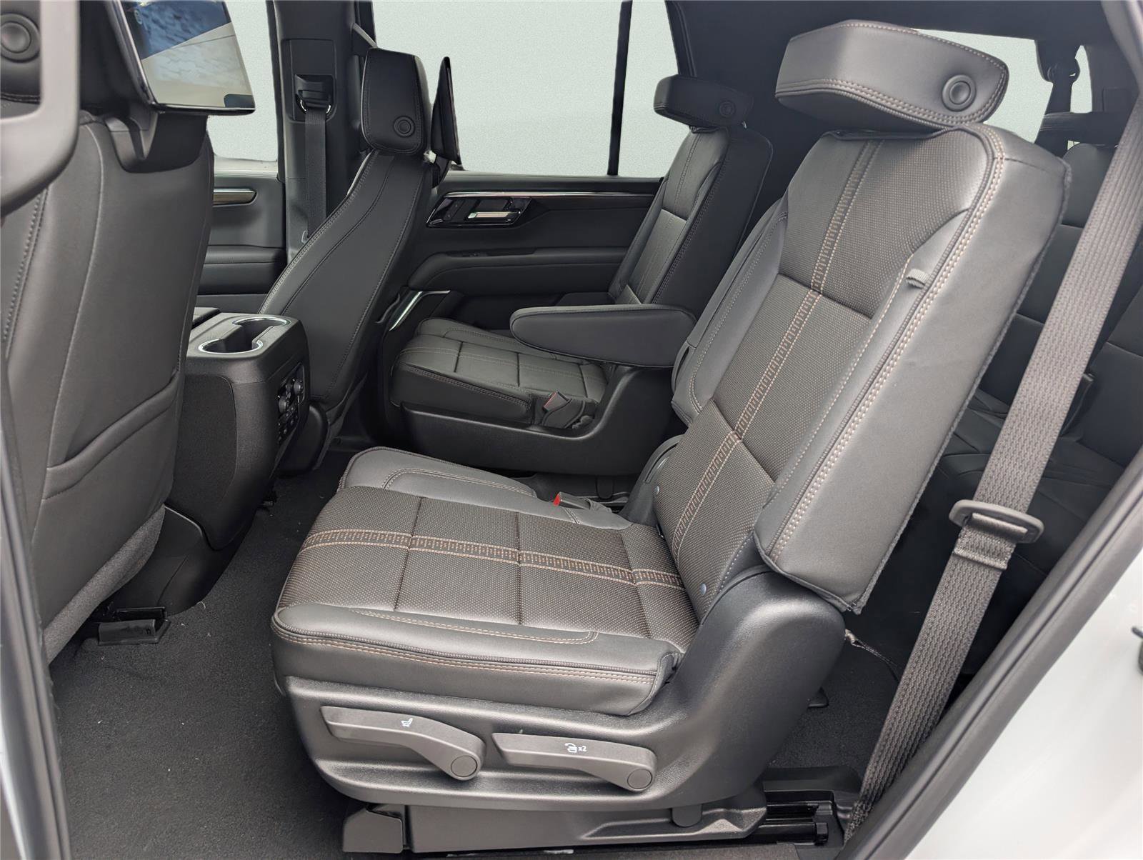 New 2026 Chevrolet Tahoe High Country image 28