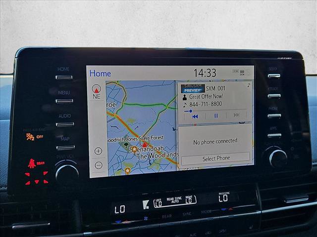 Used 2023 Toyota Sienna XLE Woodland Edition image 13