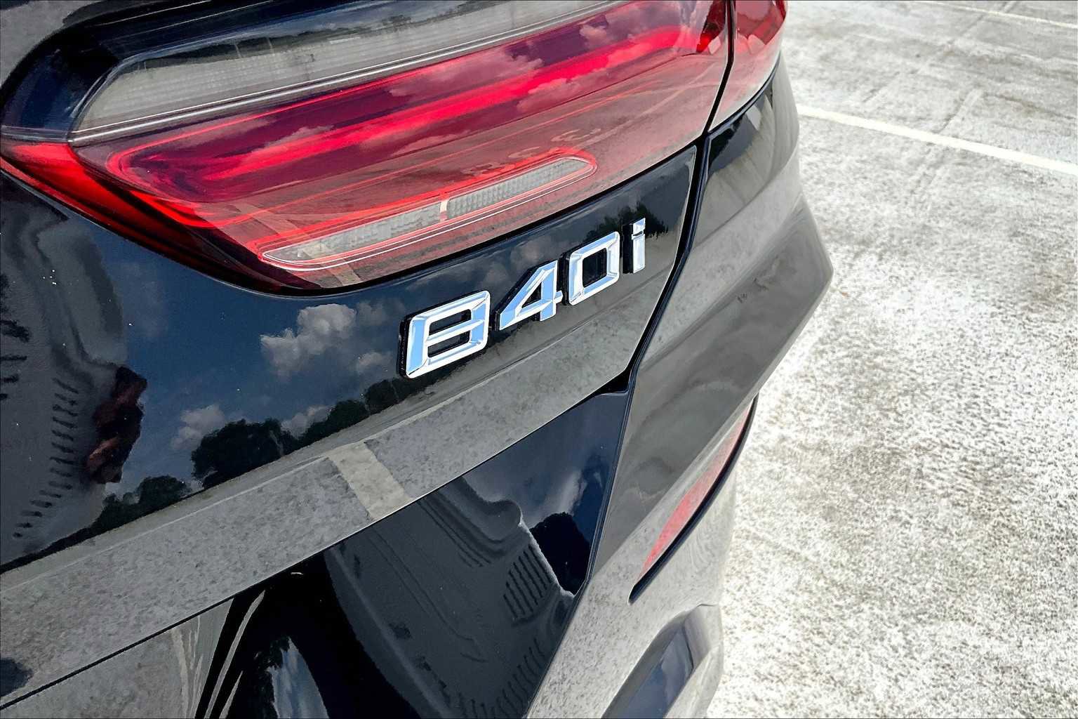 Used 2024 BMW 840i xDrive Coupe w/ Driving Assistance Package image 30