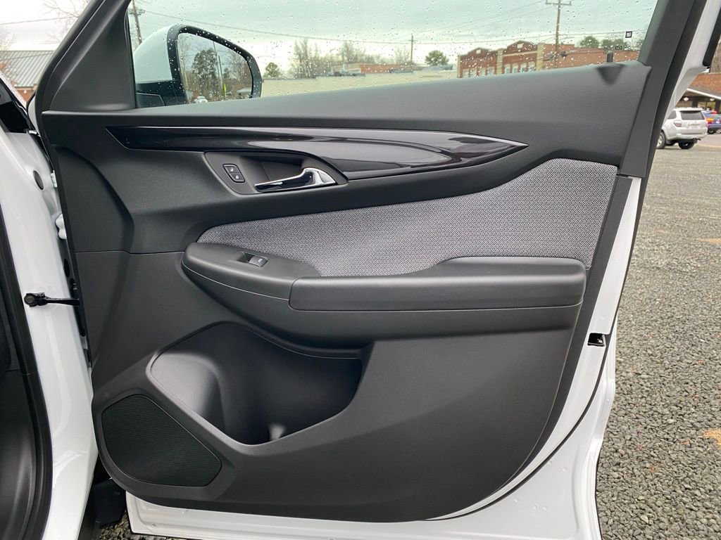 New 2026 Chevrolet TrailBlazer LT w/ LPO, Blackout Package FWD image 21
