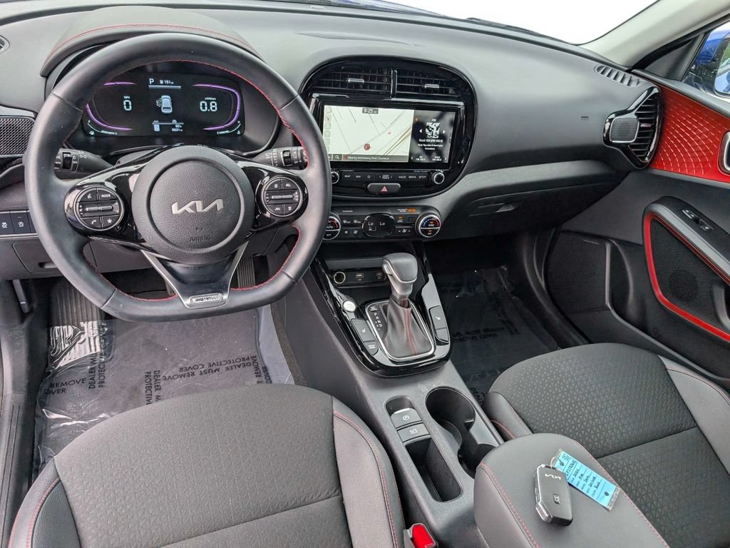 Certified 2024 Kia Soul GT-Line w/ GT-Line Technology Package FWD image 18