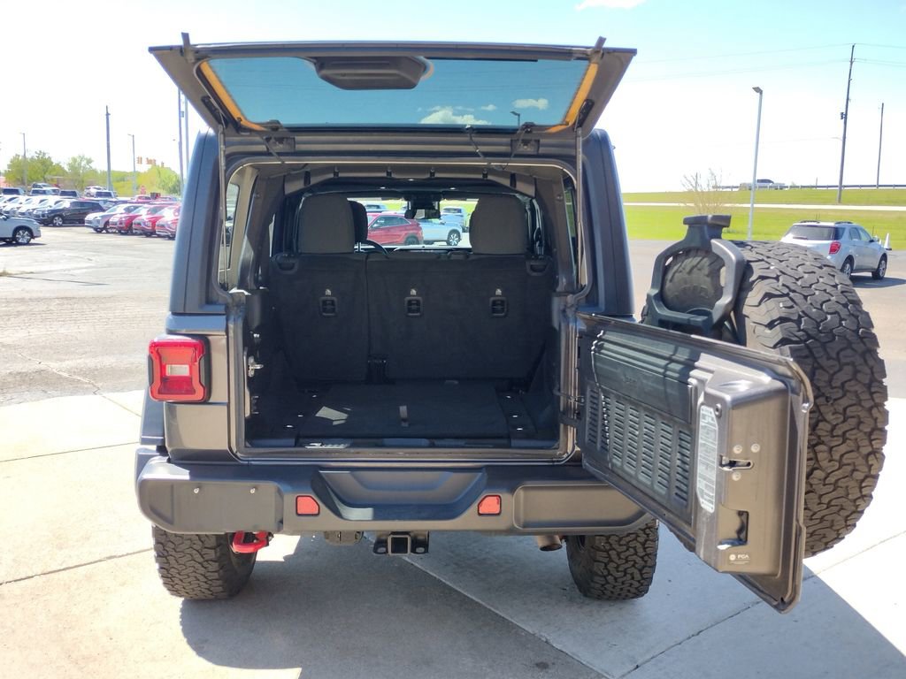 Used 2024 Jeep Wrangler Unlimited Rubicon AWD/4WD image 19
