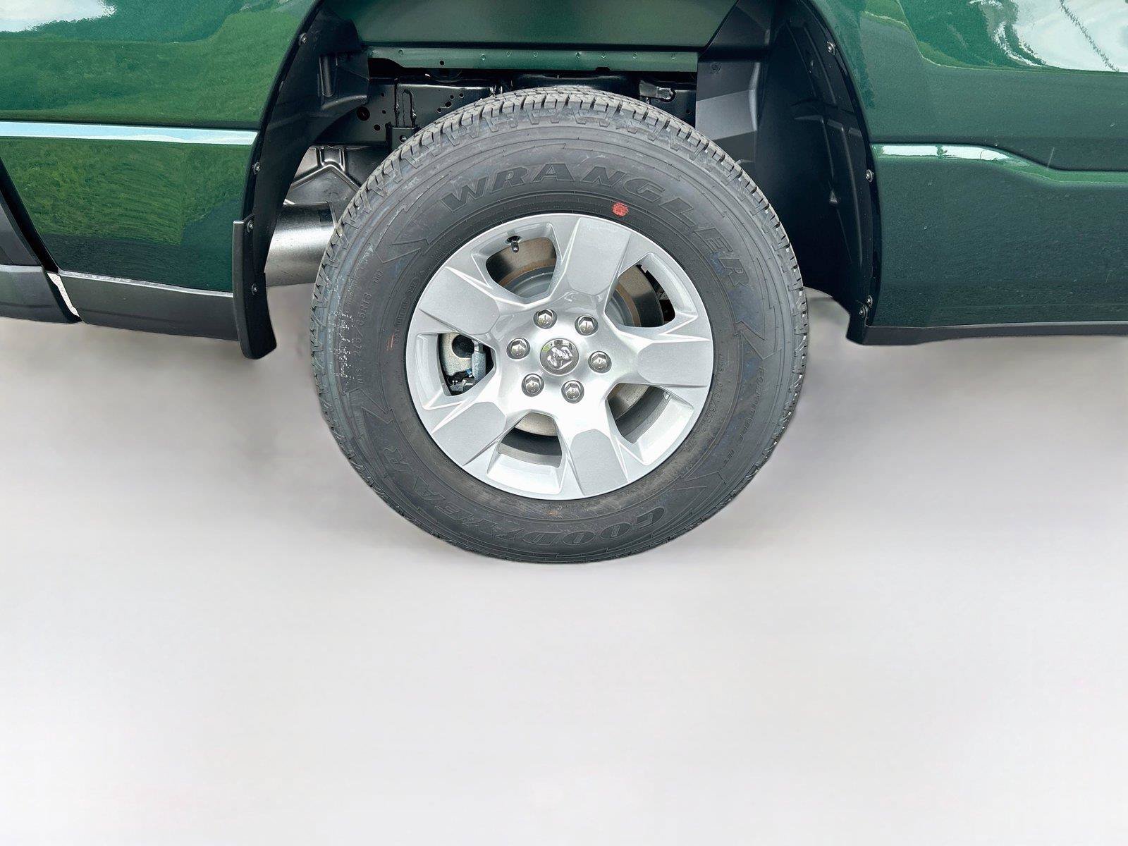 New 2026 RAM 1500 Tradesman AWD/4WD image 33