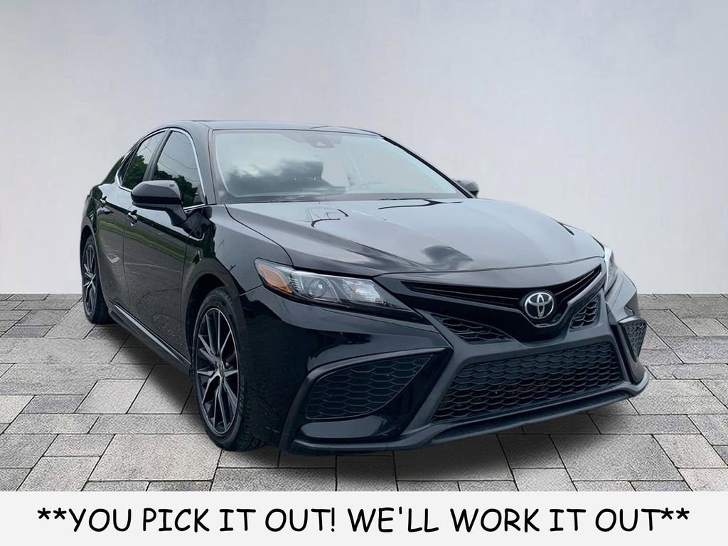 Used 2021 Toyota Camry SE