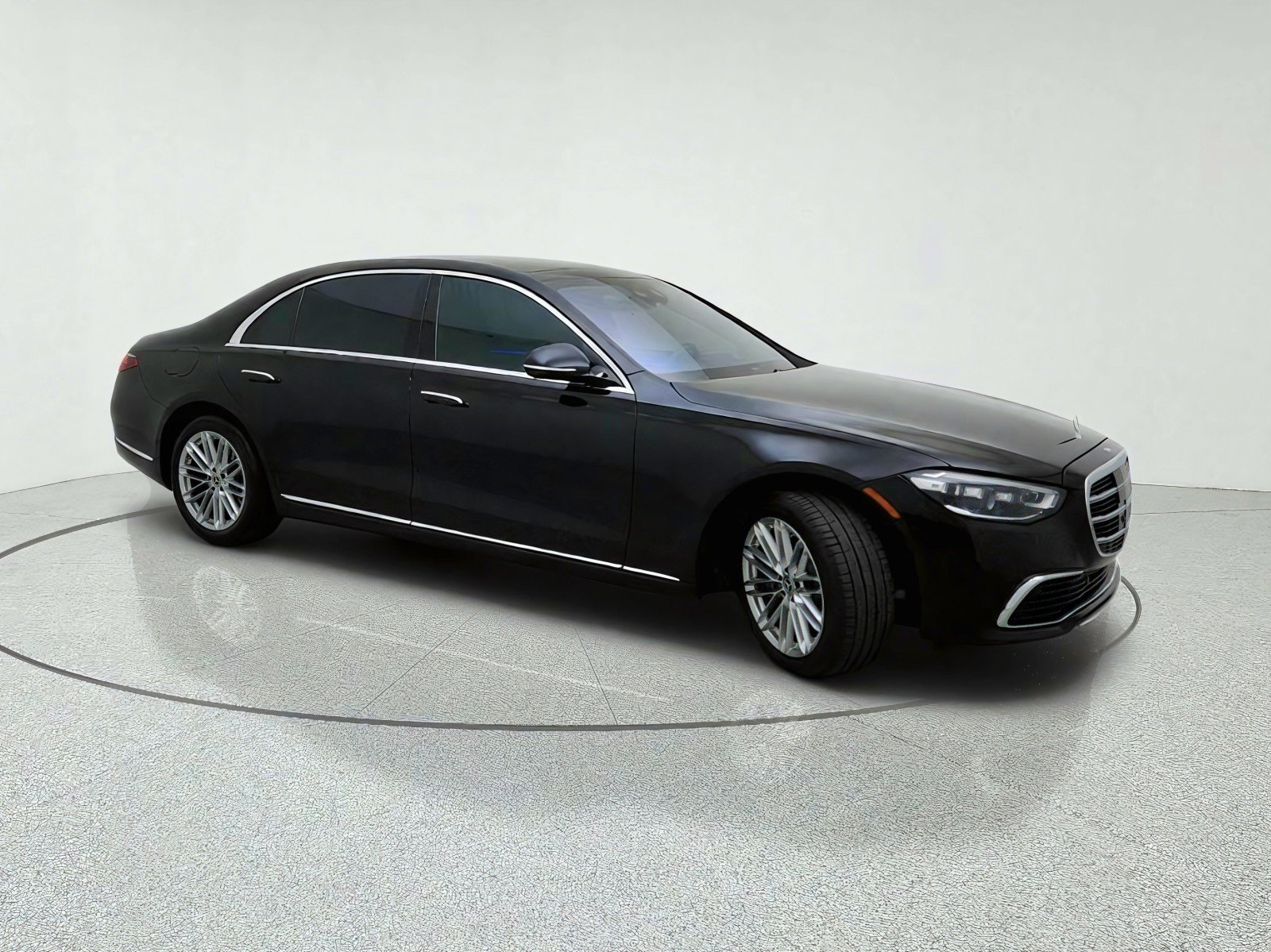 Used 2021 Mercedes-Benz S 580 4MATIC Sedan image 5