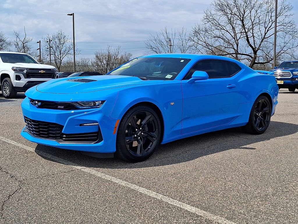Used 2022 Chevrolet Camaro SS RWD image 6