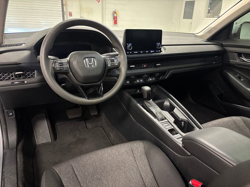 Used 2023 Honda Accord EX image 24