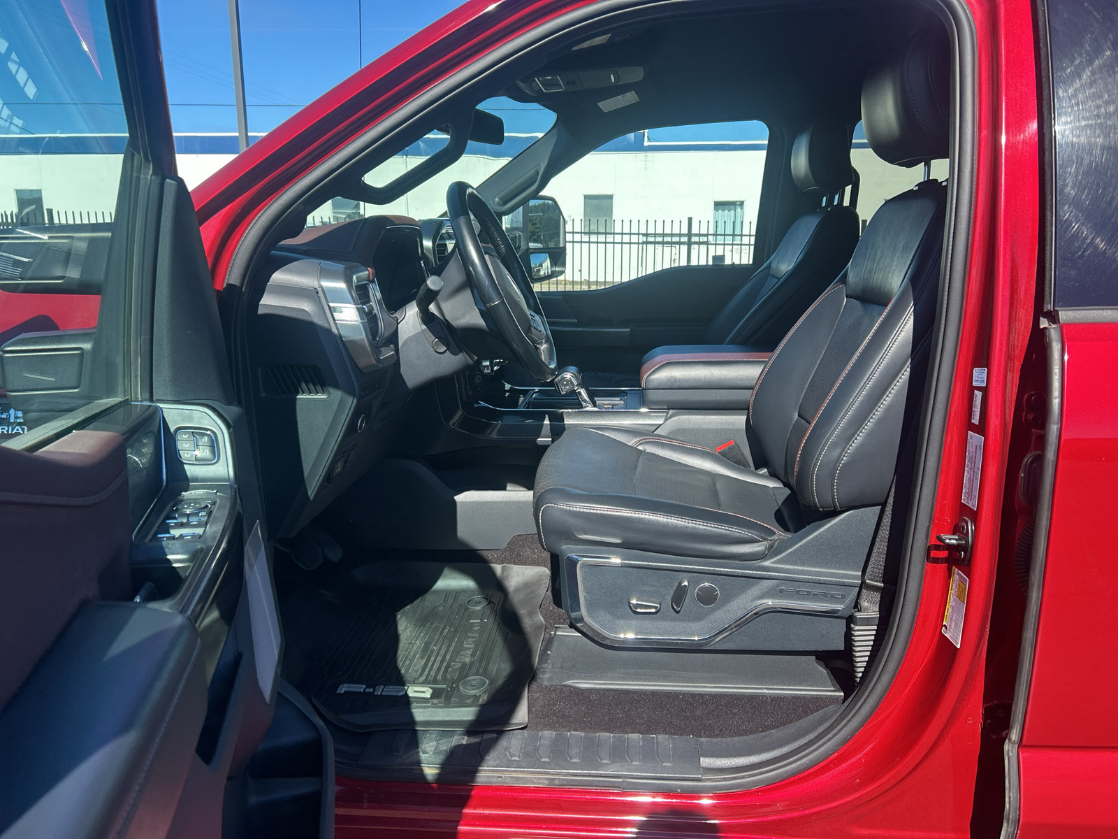 Used 2021 Ford F150 Lariat w/ Equipment Group 502A High AWD/4WD image 14