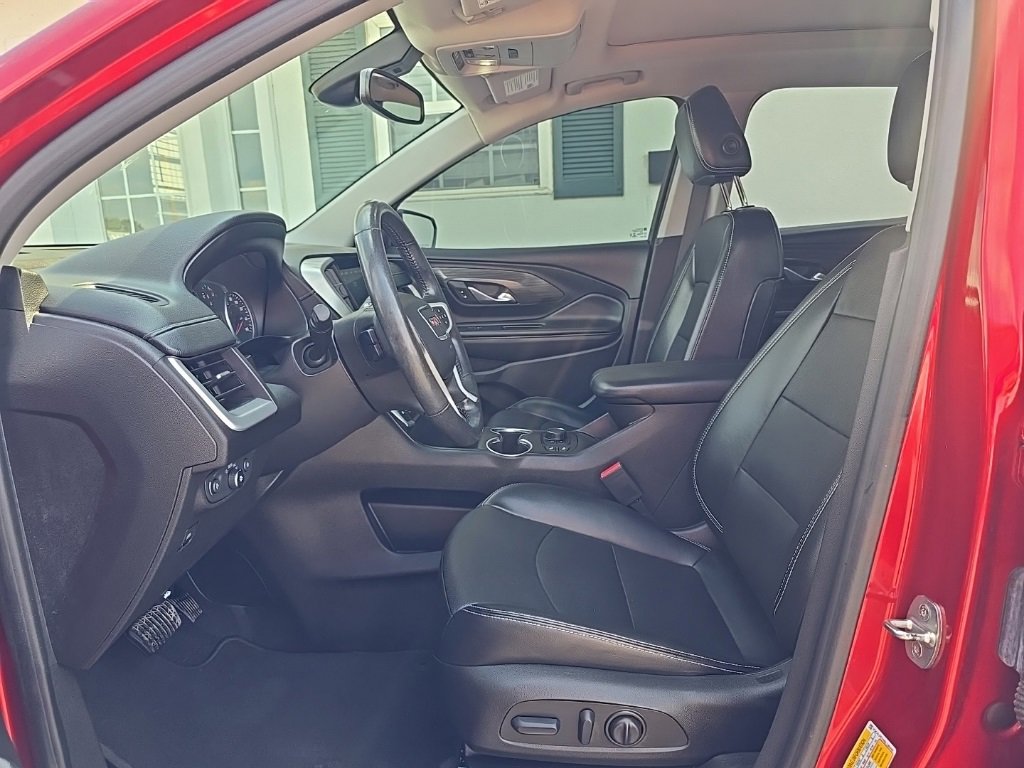Used 2022 GMC Terrain SLT image 9
