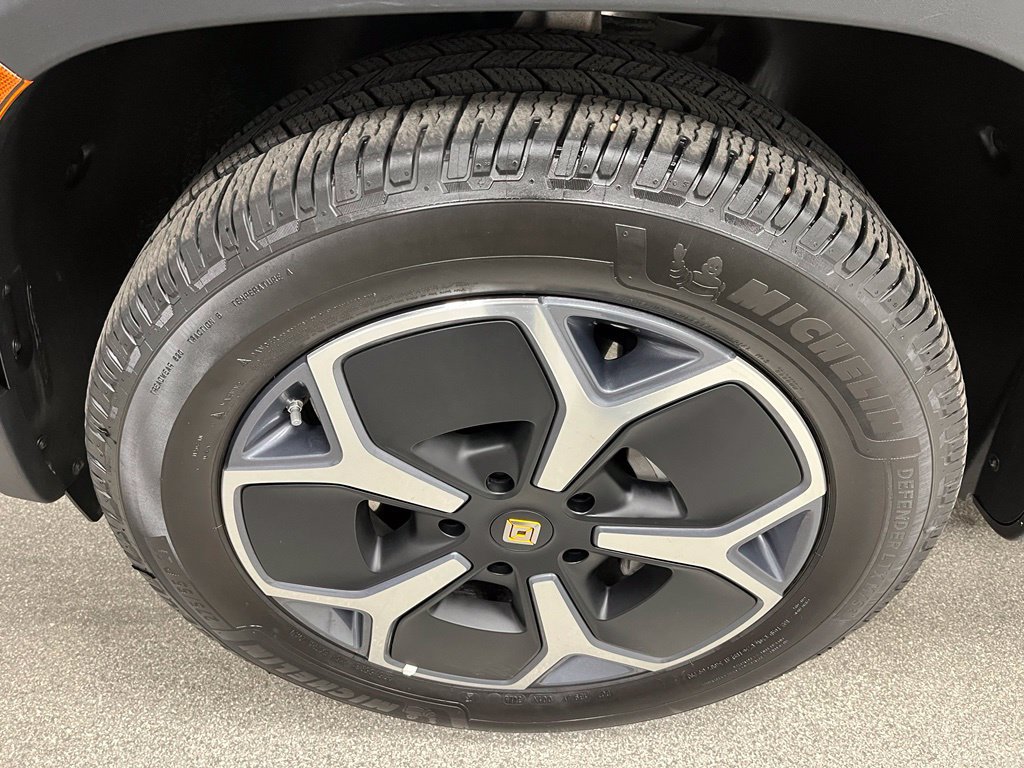 Used 2023 Rivian R1T Adventure Dual AWD/4WD image 15