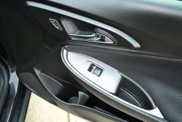 Used 2023 Chevrolet Malibu LT image 57