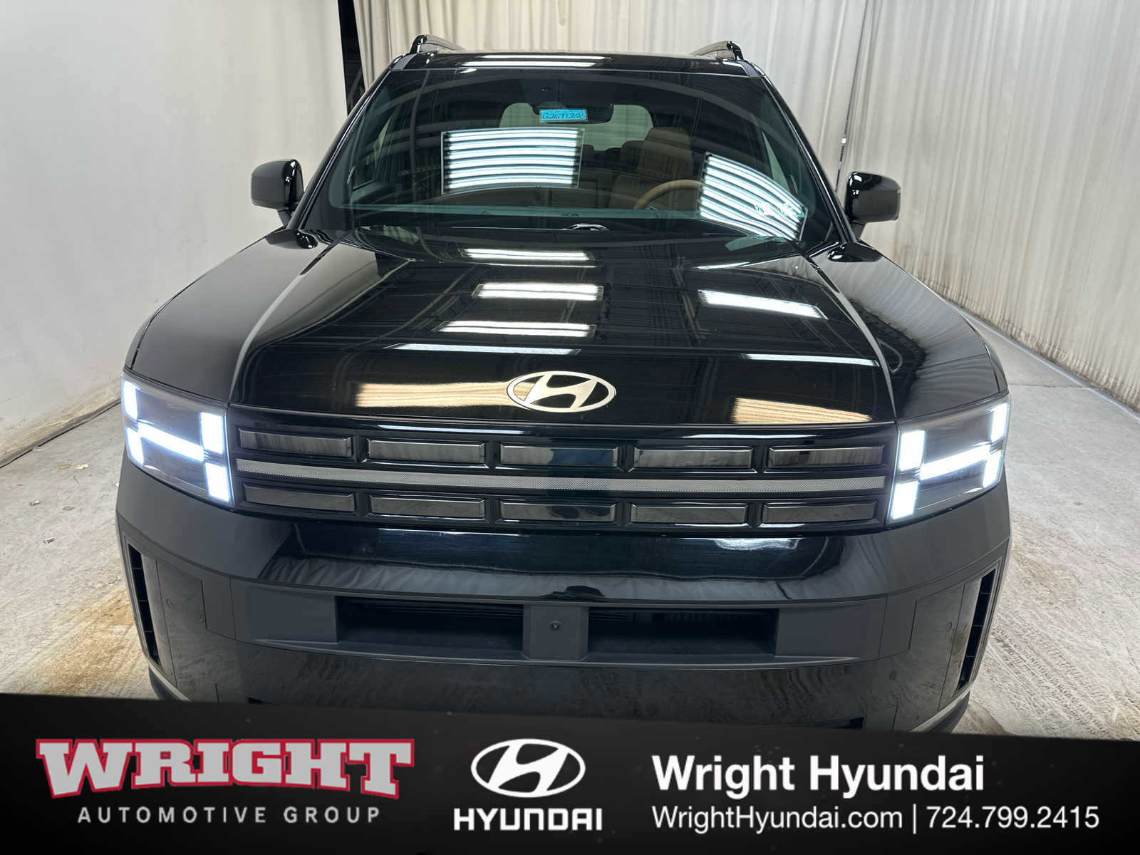 Used 2024 Hyundai Santa Fe Limited image 2