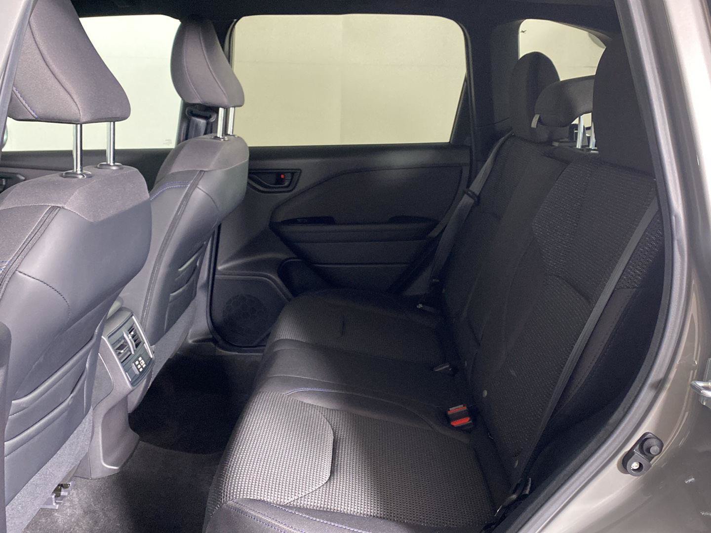 Used 2026 Subaru Forester Premium AWD/4WD image 28