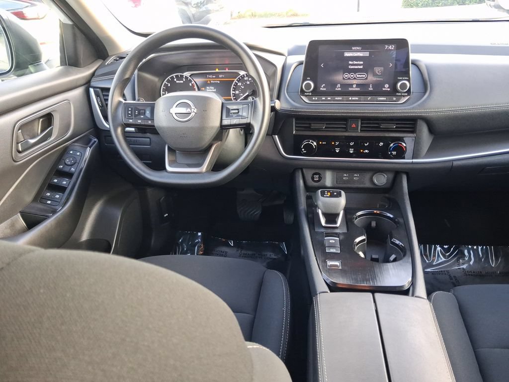 Certified 2025 Nissan Rogue S FWD image 10