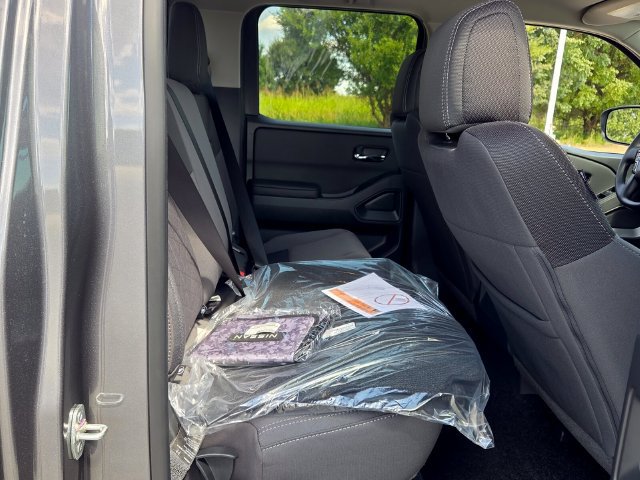 New 2027 Nissan Frontier SV RWD image 14