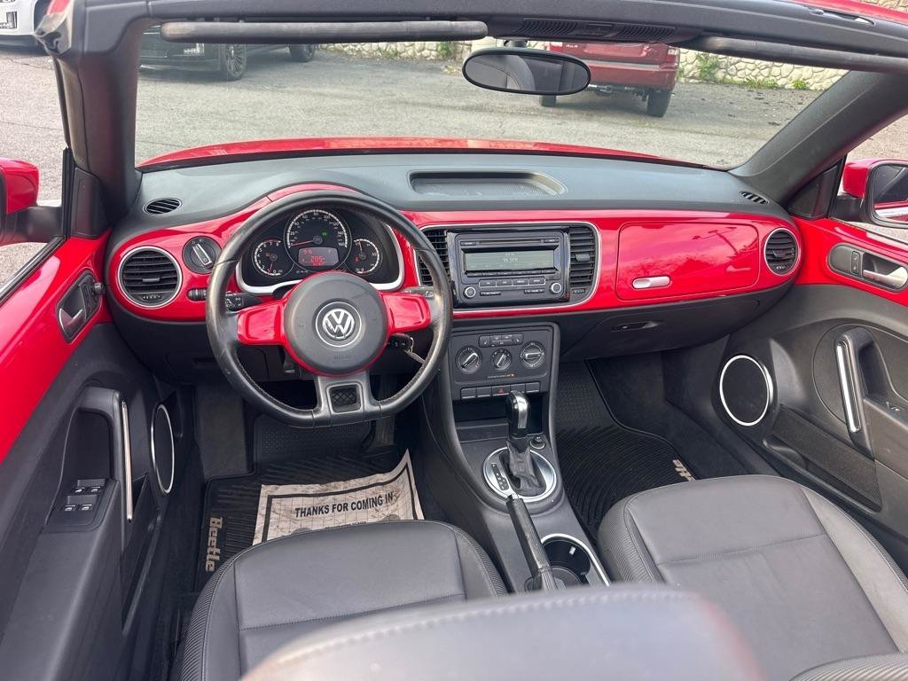 Used 2013 Volkswagen Beetle 2.5 FWD image 31