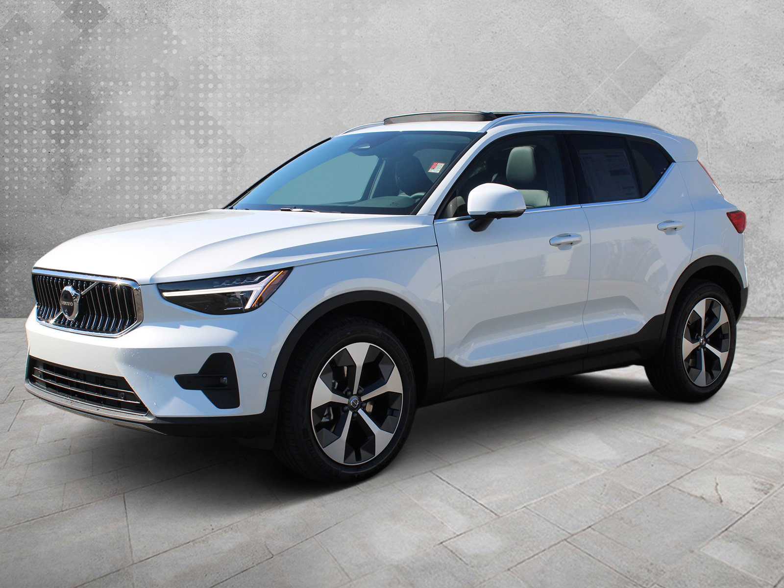New 2025 Volvo XC40 B5 Plus w/ Protection Package Premier image 3