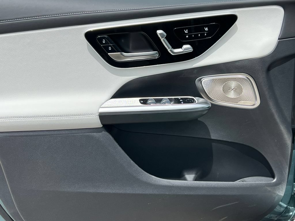 New 2026 Mercedes-Benz GLC 300 4MATIC image 15